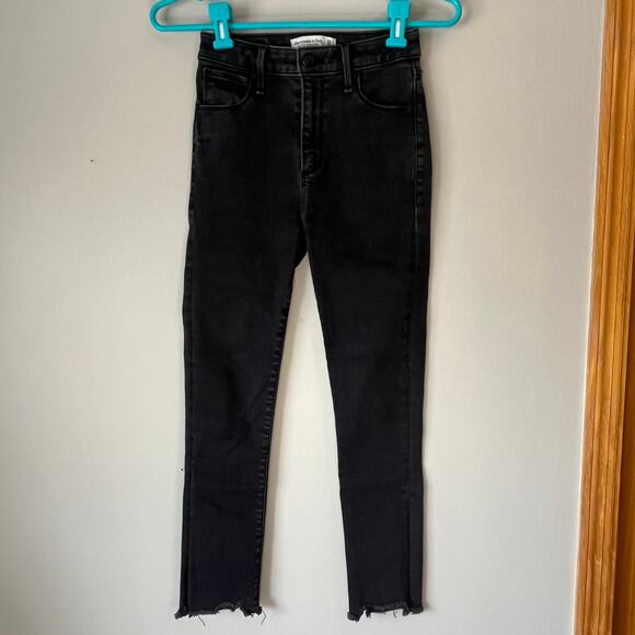 Abercrombie and Fitch Black Super Skinny Ankle High Rise Jean Size 24 / 00S - Picture 10 of 10